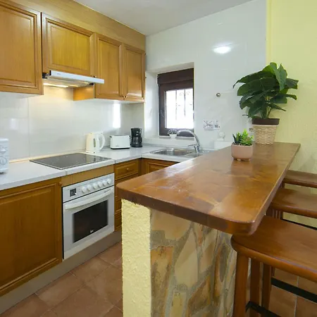 Melchora By Interhome カルプ